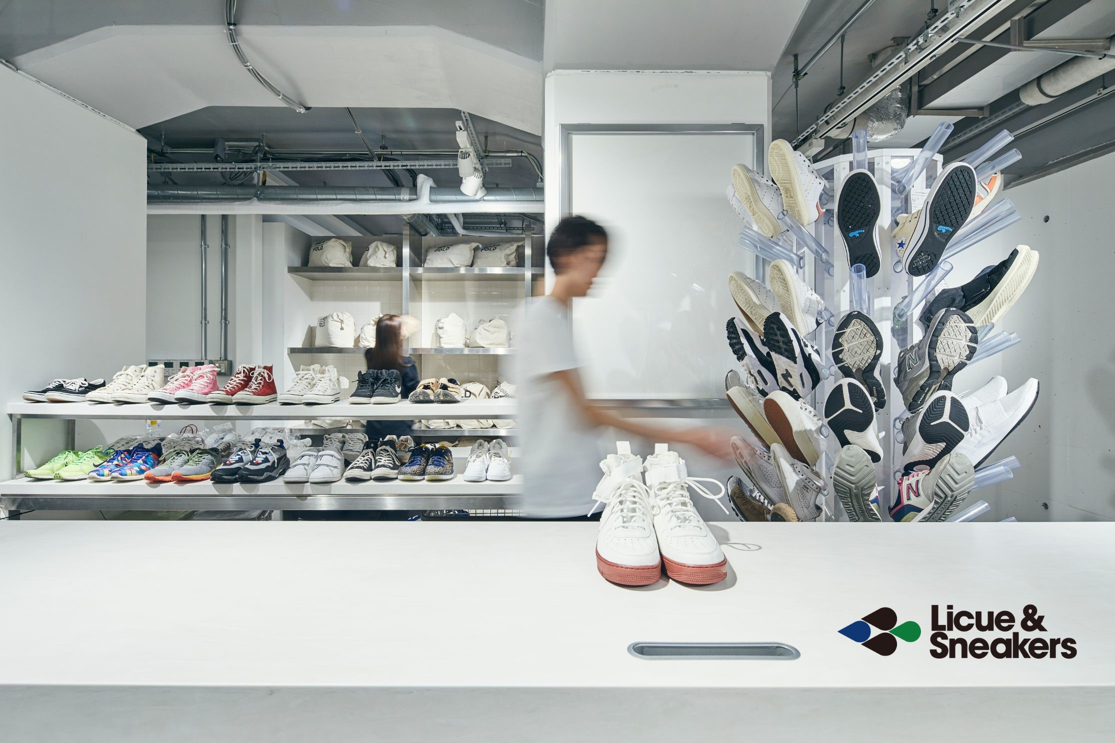 スニーカーウォッシュ専門店「Licue & Sneakers」が期間限定で& DICE & DICEに登場、アーティストによるインスタレーションも