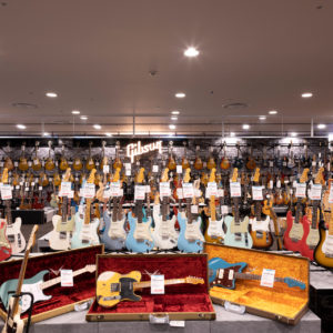 九州最大規模のギター専門店「クロサワ楽器」がミーナ天神に登場！