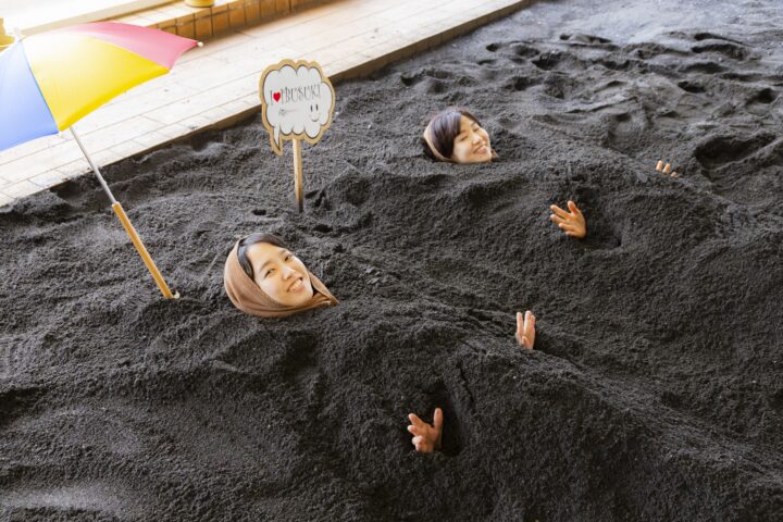 指宿名物・砂むし温泉でお肌もメンテナンス 休暇村指宿