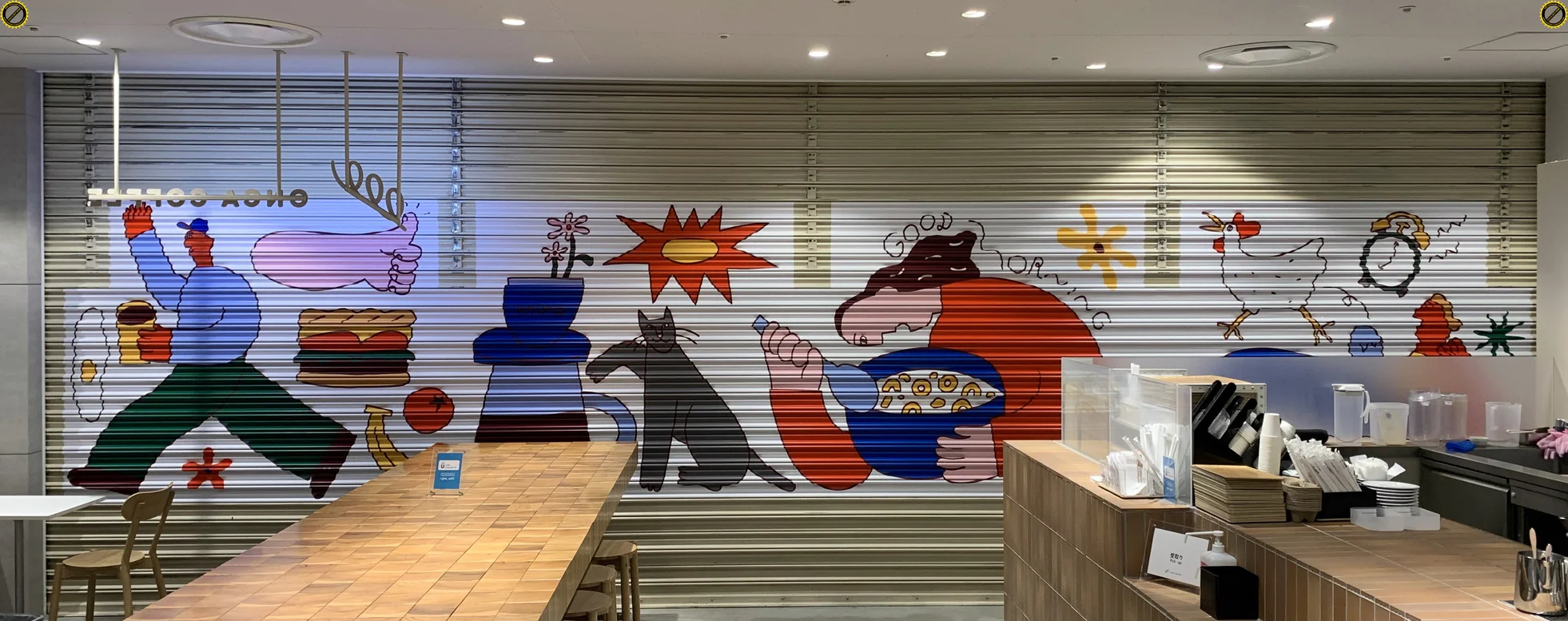 ミーナ天神ONCA COFFEEにサキ モリナガのシャッターアートが初登場 2025年8月29日公開