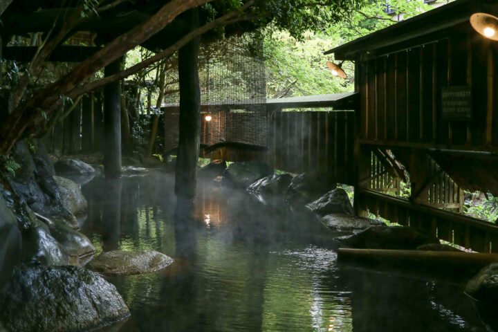 黒川温泉「熊本県産ブランド牛3種美食の旅」