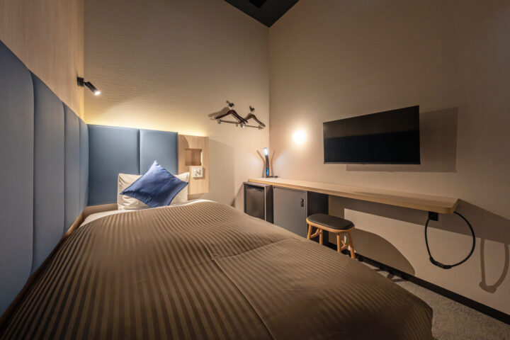 クインテッサホテル福岡渡辺通 Comic&Books