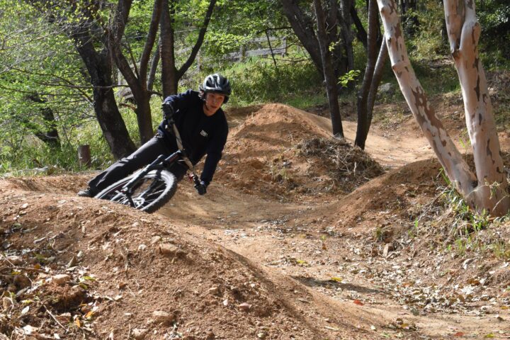 マウンテンバイクレース「ダウンヒルシリーズ2025」