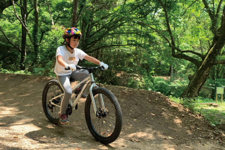 マウンテンバイクレース「ダウンヒルシリーズ2025」