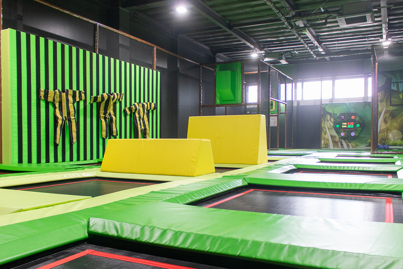 屋内アスレチック施設『ぴーす』