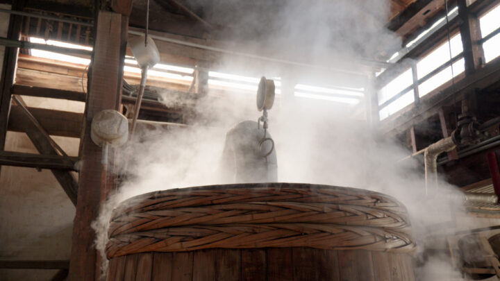 長期熟成蒸留酒「雷禅 RIZEN（ライゼン）」