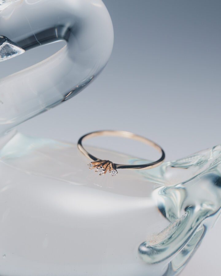 Lilas 10th Anniversary “TIME TO SHINE”