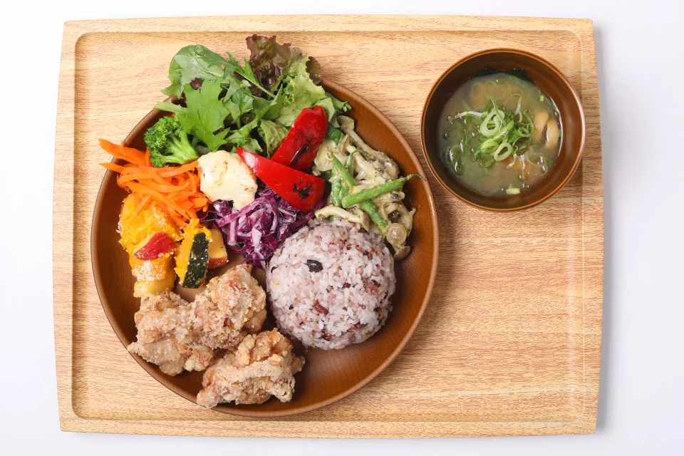 福岡｜鳥〇食堂×タニタカフェが九州初出店　イオンモール福岡に12月12日オープン