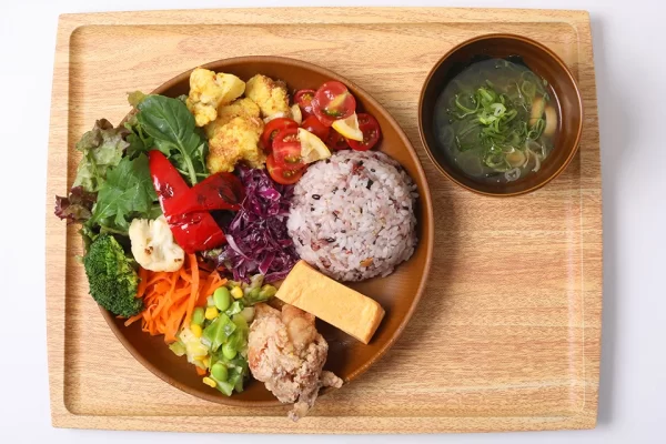 福岡｜鳥〇食堂×タニタカフェが九州初出店　イオンモール福岡に12月12日オープン