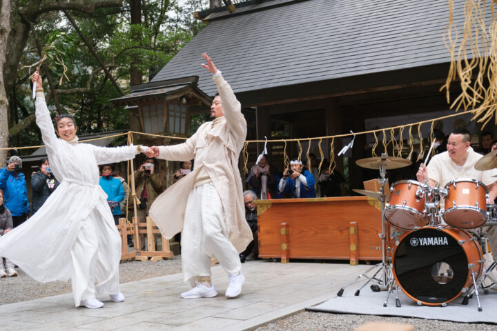 高千穂 天岩戸注連縄張神事