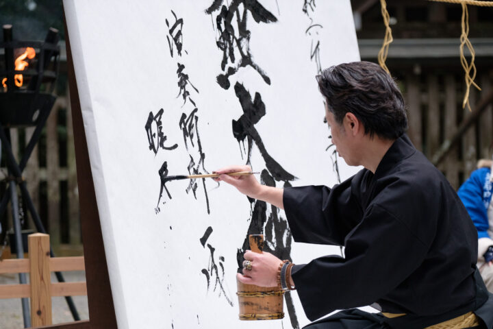 高千穂 天岩戸注連縄張神事