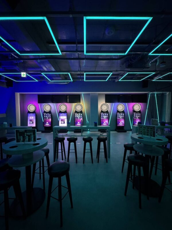 福岡｜“カラーで繋がる”新感覚アミューズメントバー ASOBIBAR天神大名店 12月23日オープン