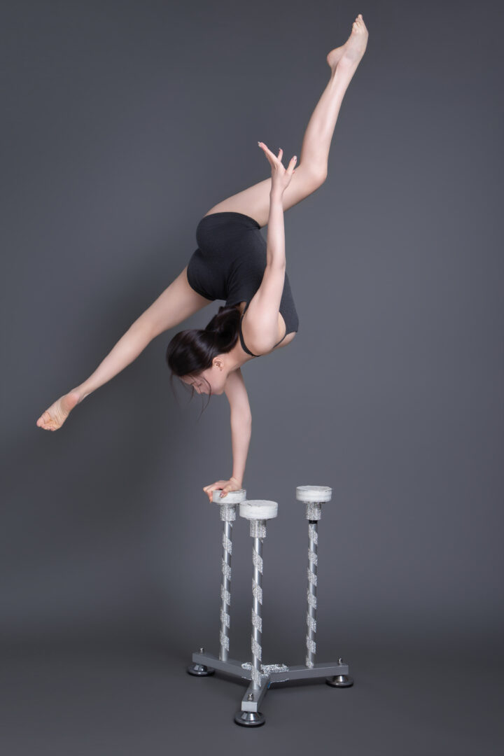 福岡発サーカスカンパニーCIRQUEWORK最新作『GASHA』が近未来ニッポンの遊郭を描き海外フェスで2026年初演