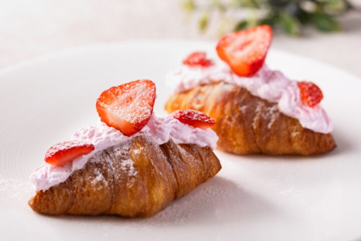 福岡｜ホテルスタッフが育てた宗像いちごを味わう「いちごステイ」メルキュール福岡宗像リゾート＆スパで2026年1月5日から