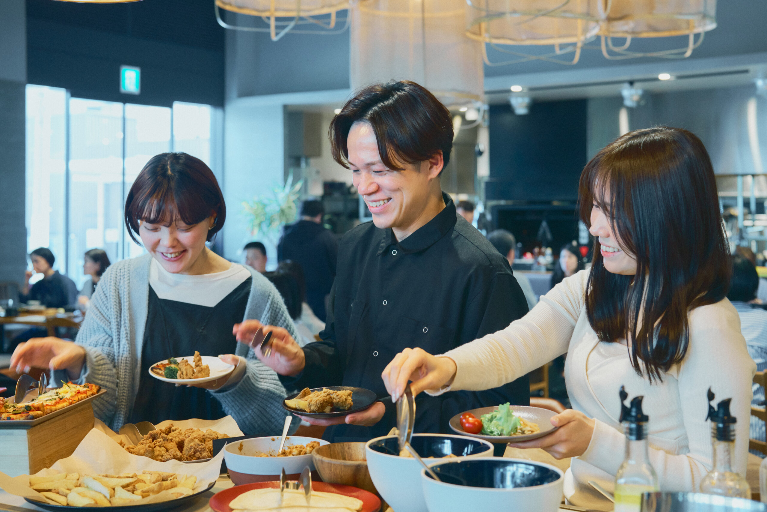 福岡｜姪浜の人気店「stong coffee lab」「kubelto」2周年イベント開催　薪火料理とクラフト体験