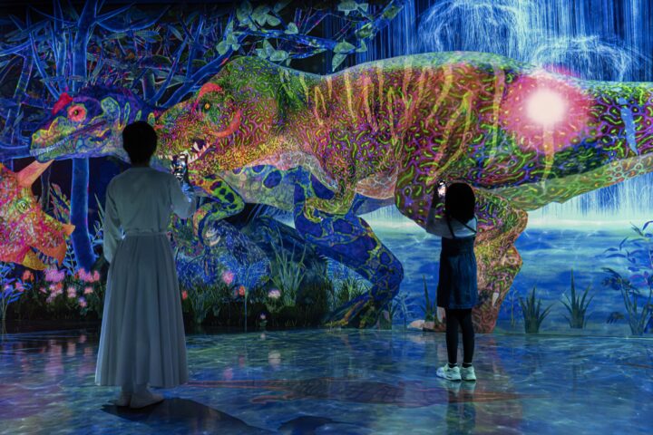 チームラボフォレスト（福岡）、「つかまえて集める森」が恐竜の森に