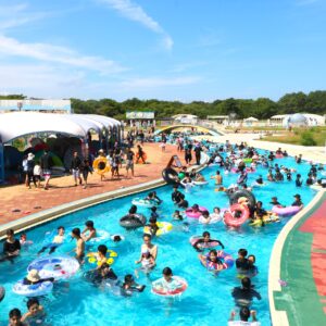 海の中道サンシャインプール2026年7月4日オープン 中学生以下無料デーも実施