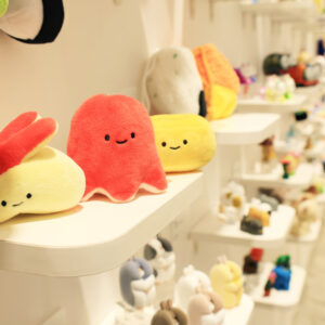 福岡｜カプセルトイメーカーQualia10周年記念展が福岡PARCOで開催　2026年6月27日～7月12日
