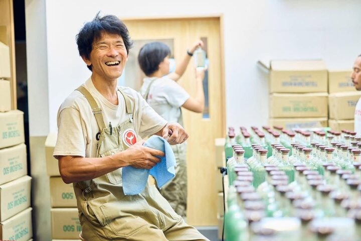 五島つばき蒸溜所「GOTOGIN」の蒸溜残渣を活用したクラフトサケ誕生　稲とアガベが抽選販売開始