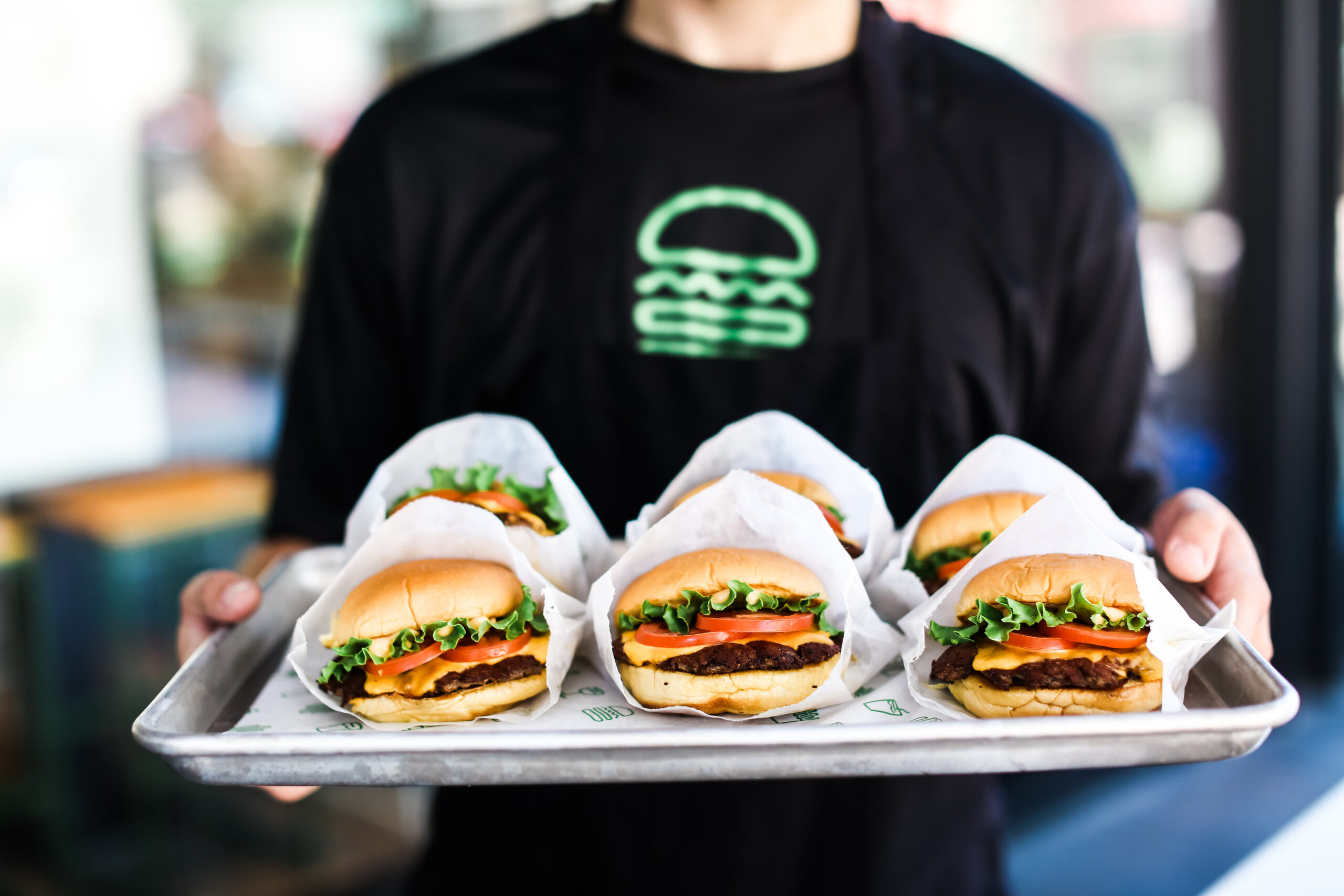 福岡｜九州初「Shake Shack 博多店」2026年7月21日オープン　博多限定「あまおうシェイク」「明太マヨフライ」登場